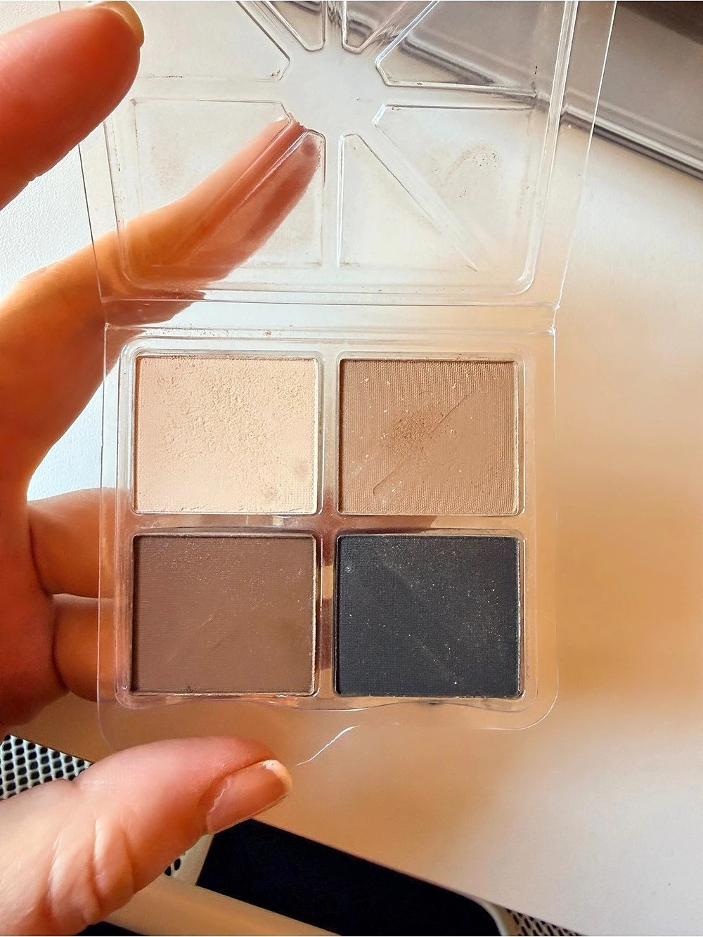 Tom Ford Eyeshadow Palette pans cocoa mirage